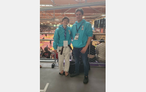 Basile (-38kg) et Maxime Biet (coach)