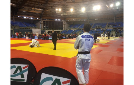 Israil Dakayev 5ème du championnat de France juniors 1ère division 